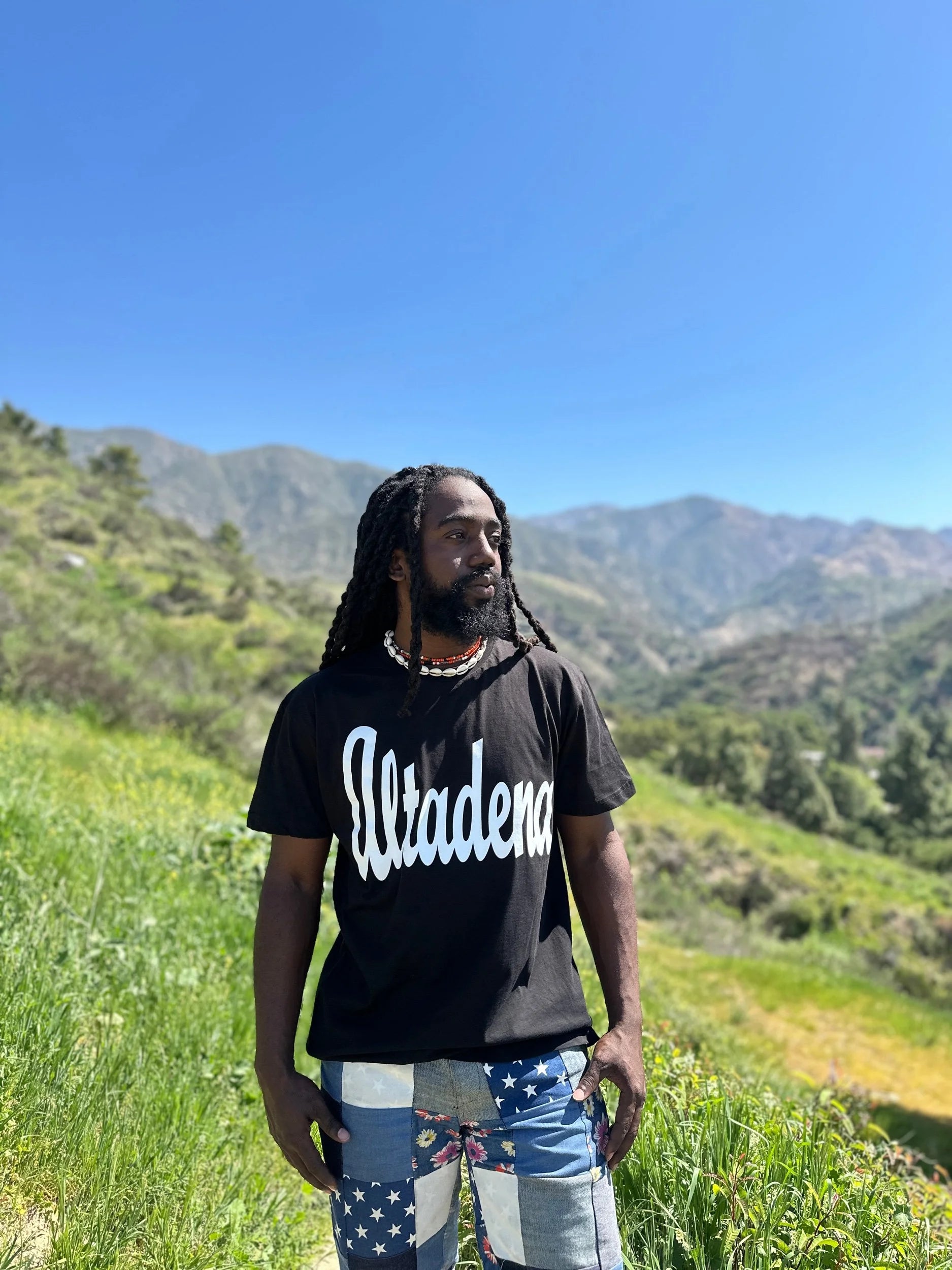 ALTADENA BLACK TEE