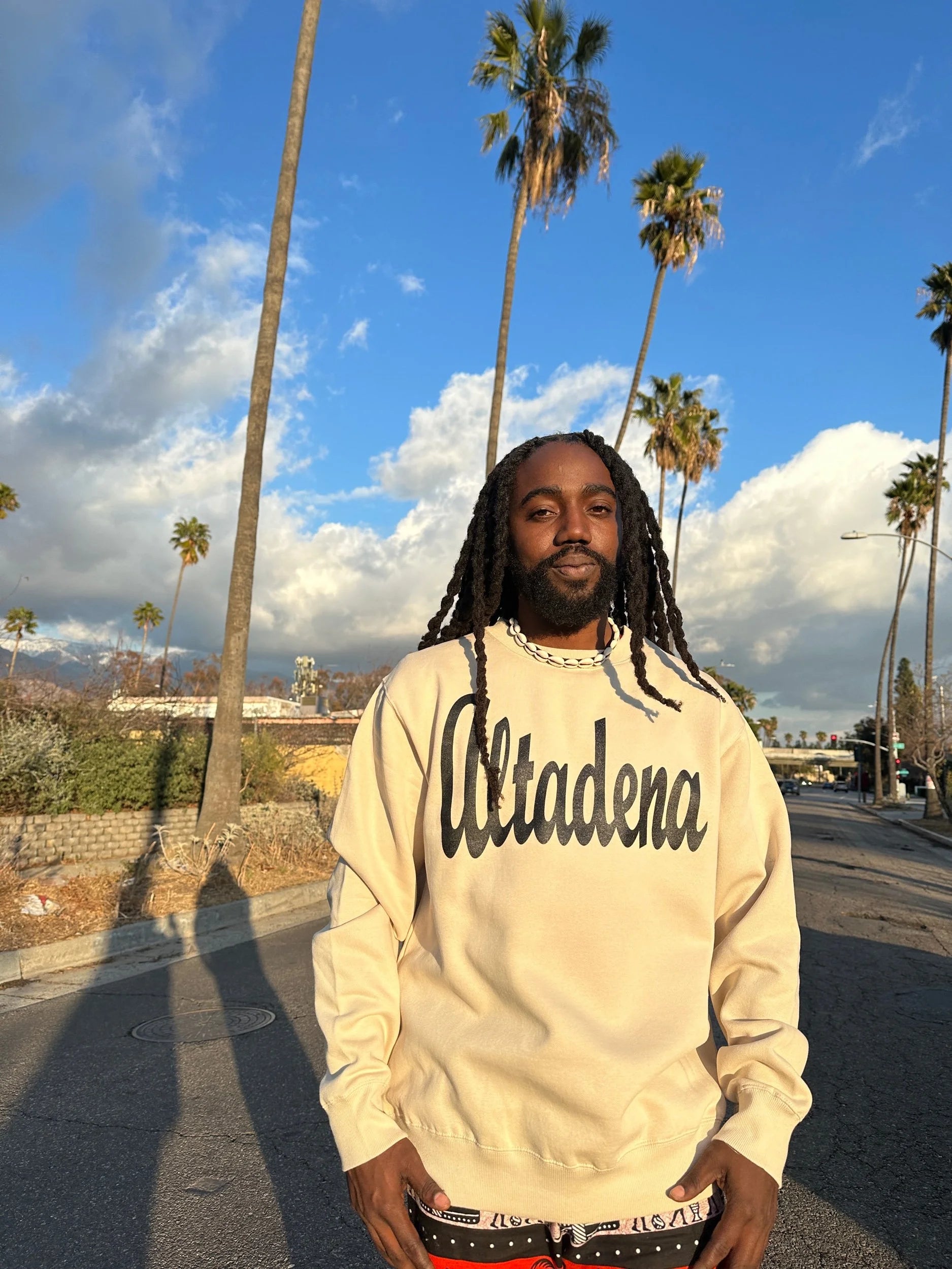 ALTADENA CREWNECK SAND