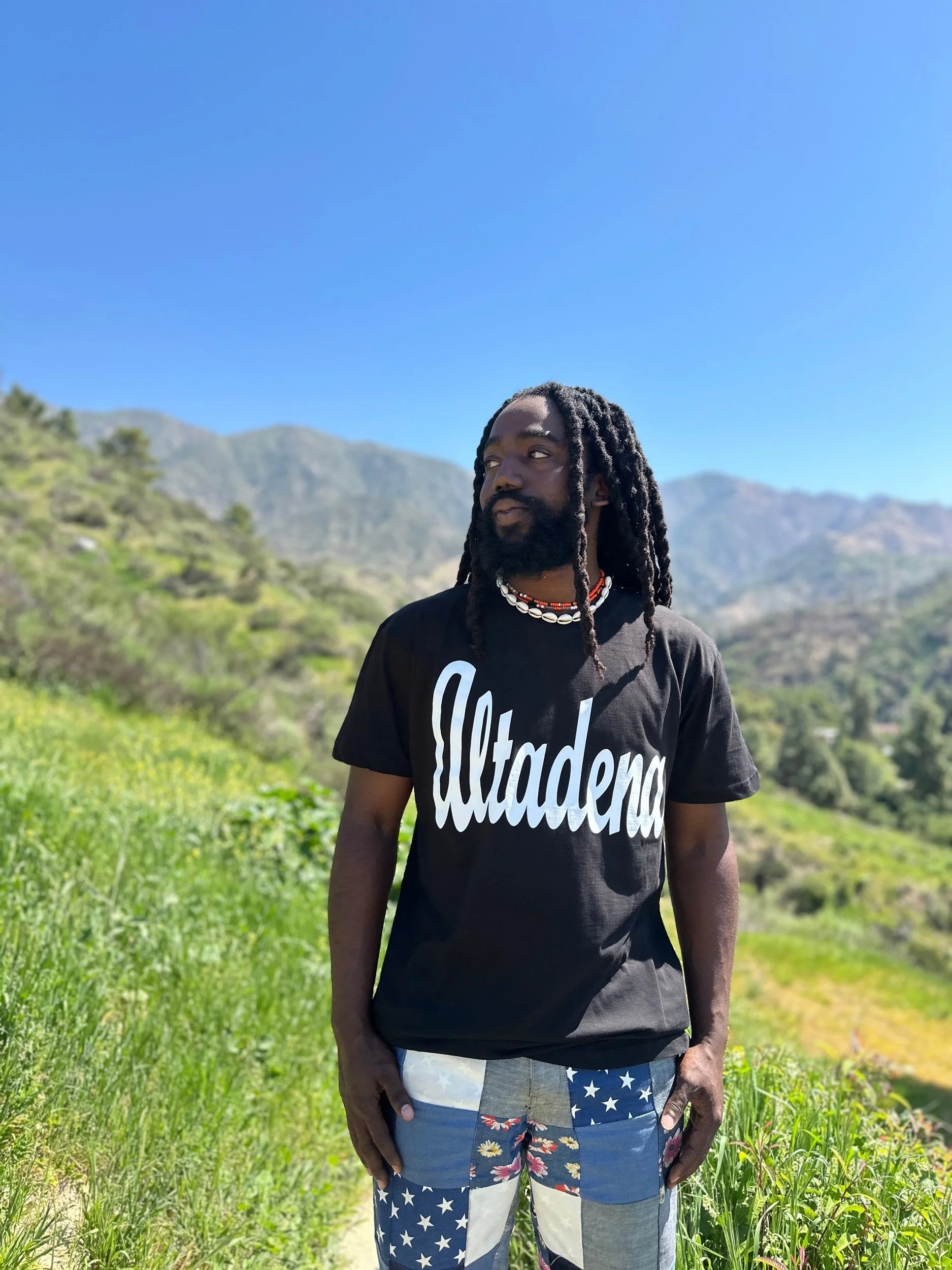 ALTADENA BLACK TEE